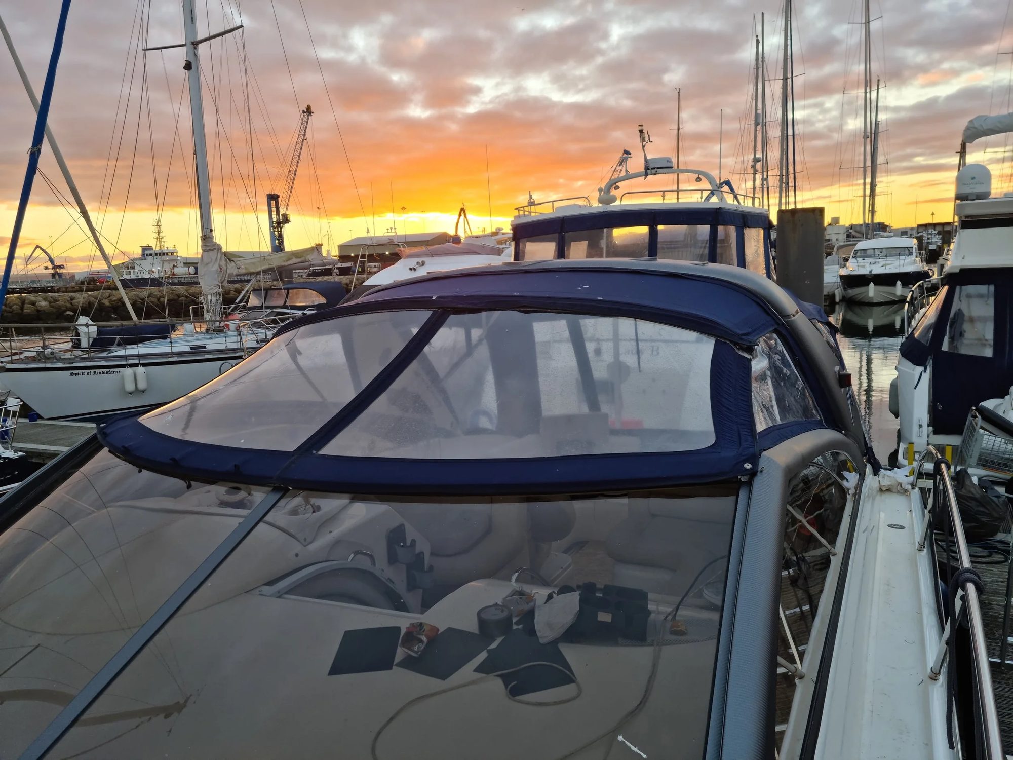 Blue superstructure — Coachroof and window surrounds