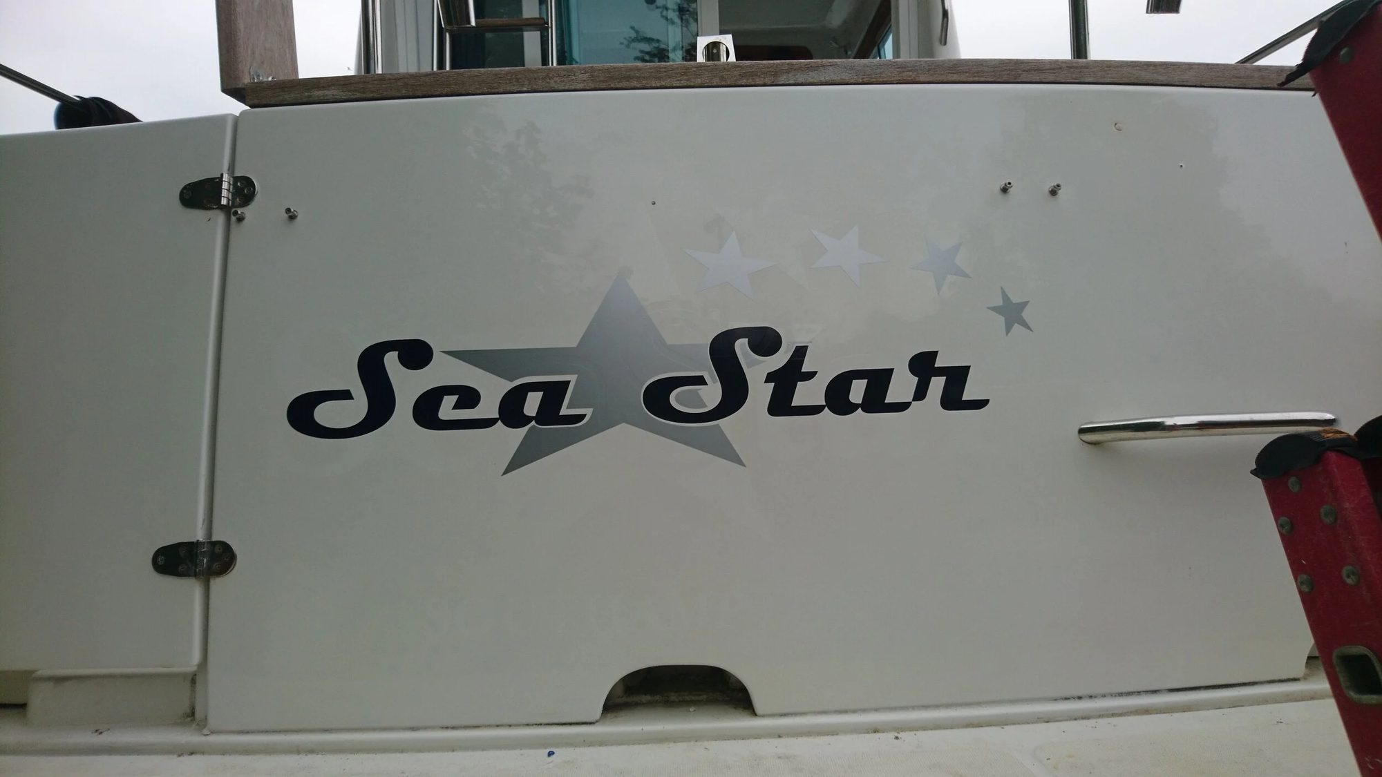 Sea Star — Transom name and graphics